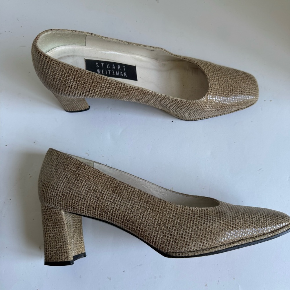 Stuart Weitzman Diamondback Snakeskin embossed leather Shoes/Pumps. Size 7.5 - Picture 9 of 15